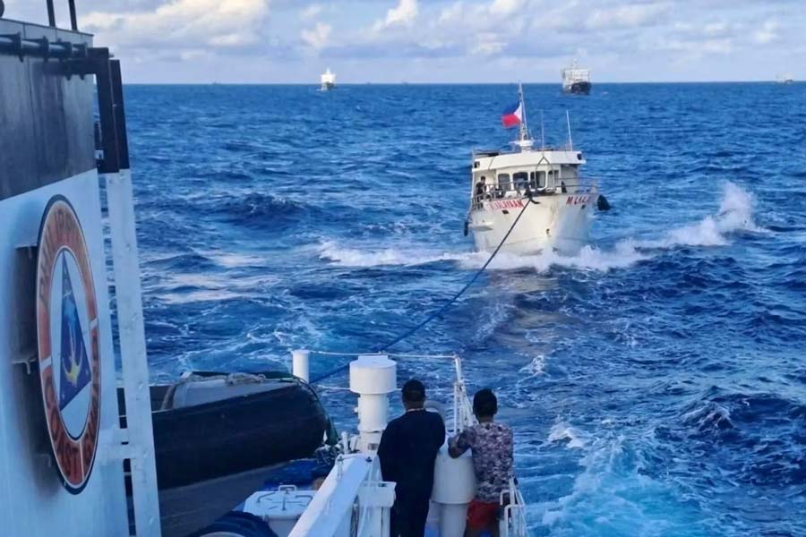 America want to strong bonding with Japan and Philippines