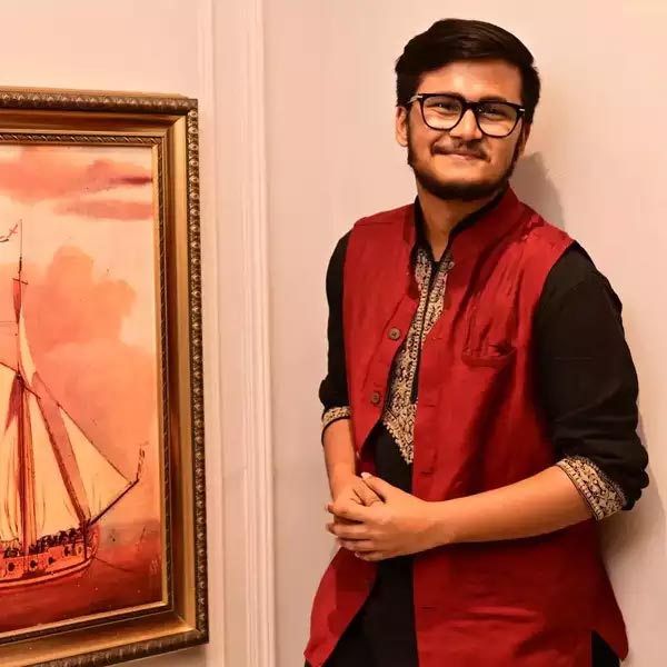 ঋতব্রত মুখোপাধ্যায়।