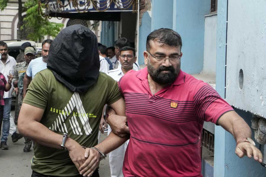 CCTV footage shows How Bengaluru Cafe Blast accused repeatedly changes hotels in Kolkata