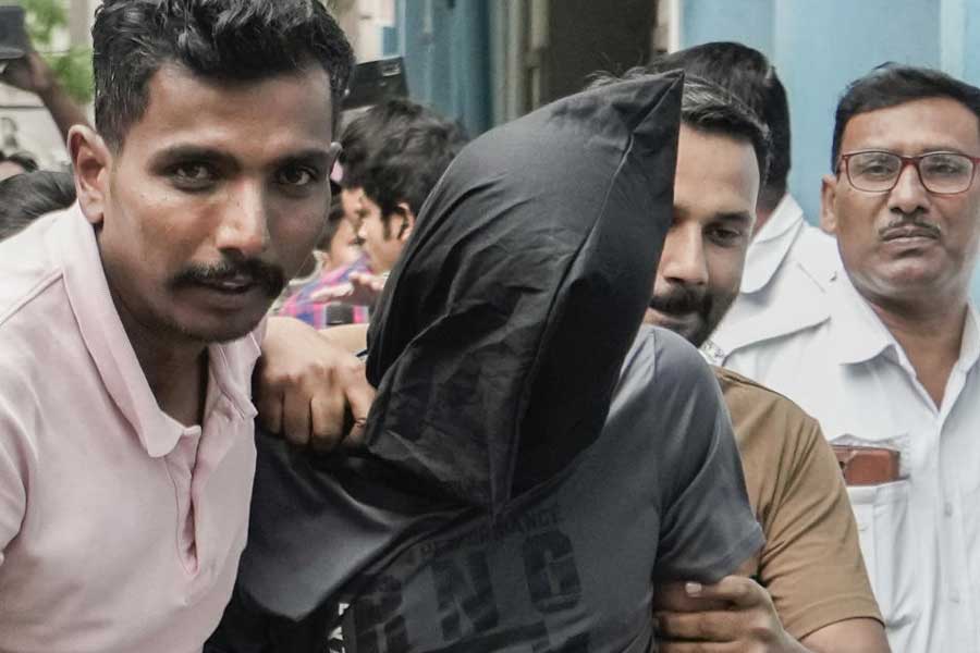 CCTV footage shows How Bengaluru Cafe Blast accused repeatedly changes hotels in Kolkata