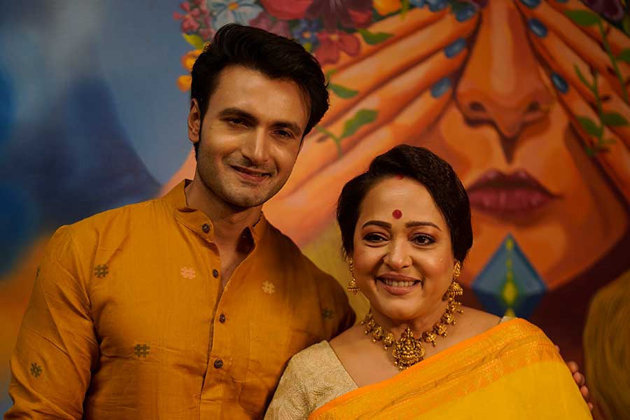 Image of Sean Banerje and Aparajita Auddy