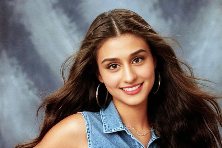 ইউটিউবের গেমিং চ্যানেলের পাশাপাশি স্বল্প দৈর্ঘ্যের ভিডিয়ো পোস্ট করার জন্য আলাদা একটি চ্যানেল রয়েছে পায়েলের। 