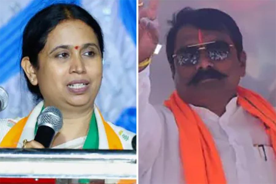 Karnataka BJP leader asks Congress woman minister to take an extra peg to sleep well