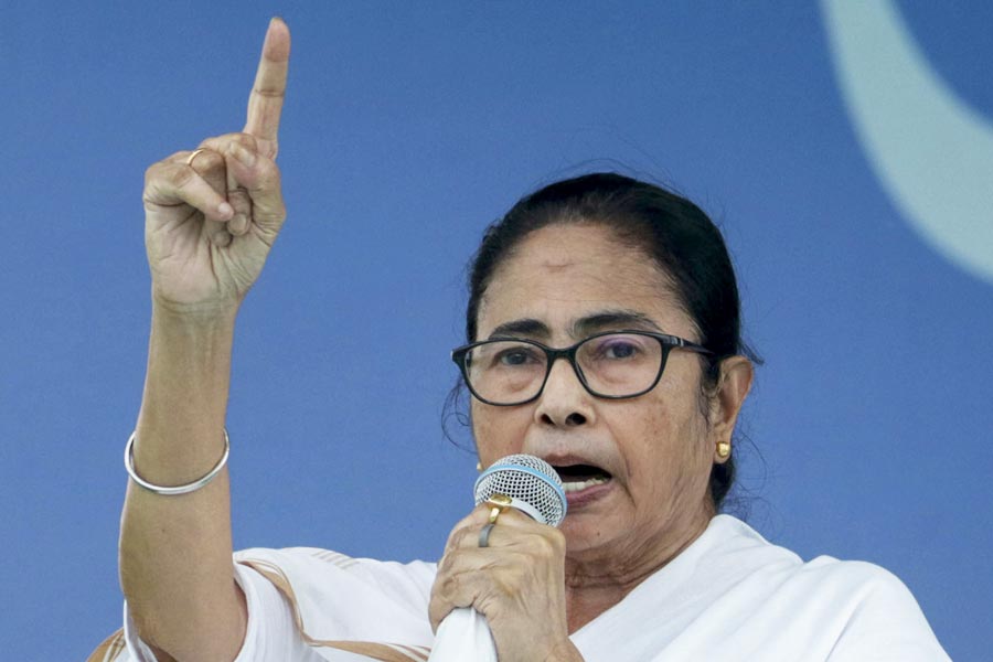 Mamata Banerjee lok sabha campaign in Balurghat lok sabha constituency live update dgtl