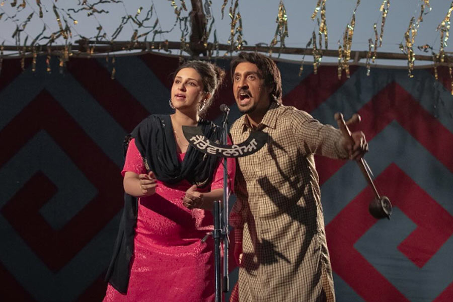 parineeti chopra in tears after chamkila's success