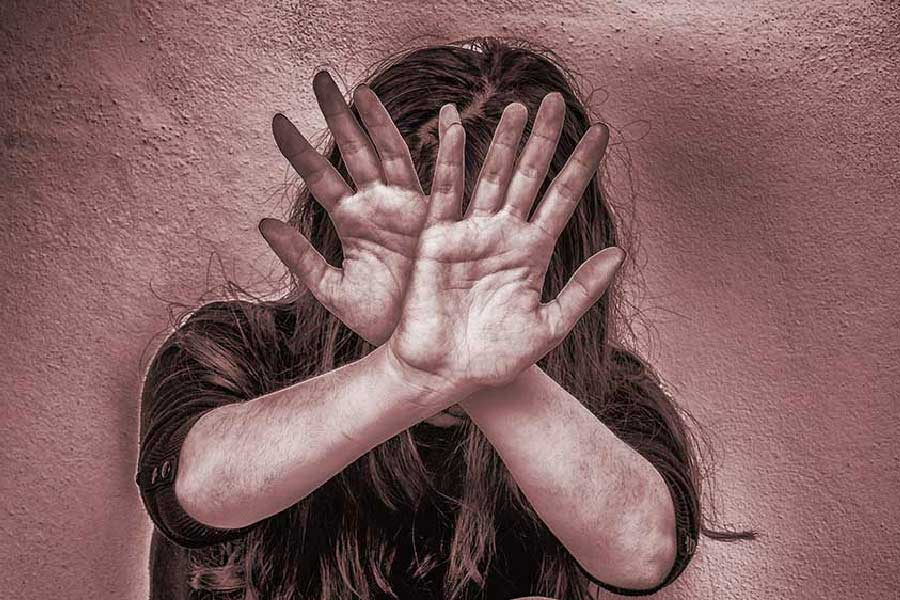 Woman tortured with chilli powder and mouth shut with gum in Madhya Pradesh dgtl