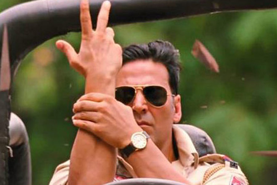 বলিপাড়া সূত্রে খবর, অক্ষয়ের কেরিয়ারে এমন ছবি খুব কমই রয়েছে যা বক্স অফিসে ব্যবসার ক্ষেত্রে এক কোটি টাকার গণ্ডি পার করেনি।