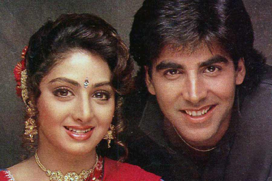 ‘মেরি বিবি কা জবাব নহি’ ছবিটি ভারতীয় বক্স অফিসে ৫০ লক্ষ টাকার গণ্ডি পার করতেও ব্যর্থ হয়। তাই এই ছবিটিকে অক্ষয়ের কেরিয়ারের সবচেয়ে ফ্লপ ছবি হিসাবে বলিপাড়ার অধিকাংশ দাবি করেন।