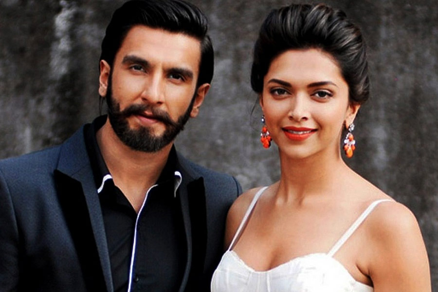 Ranveer Singh smashed the divorce rumour at a grand event