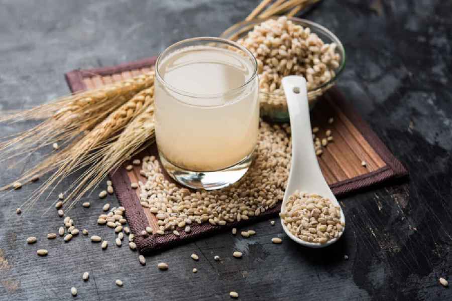 Benefits of drinking barley water every morning