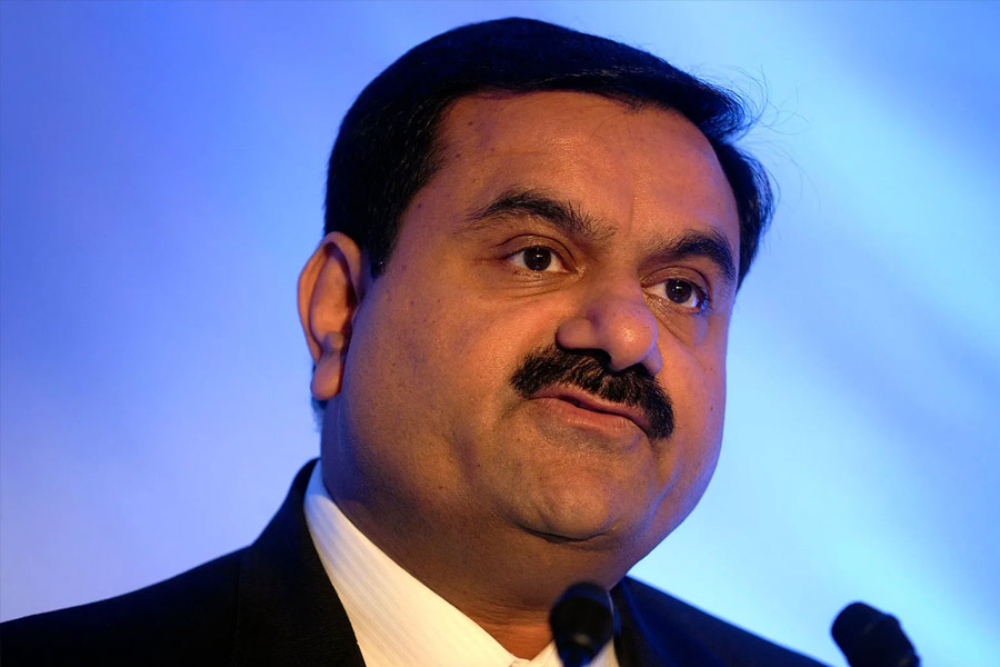 From Ratan Tata to Dhirubai Ambani, what were the first jobs of these successful Indians 