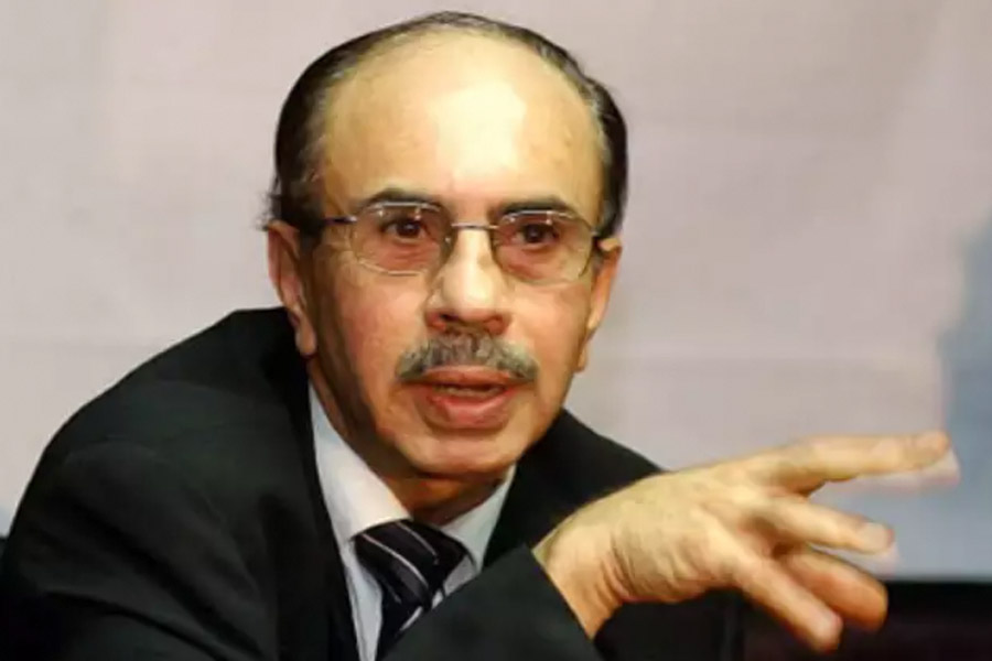 From Ratan Tata to Dhirubai Ambani, what were the first jobs of these successful Indians 