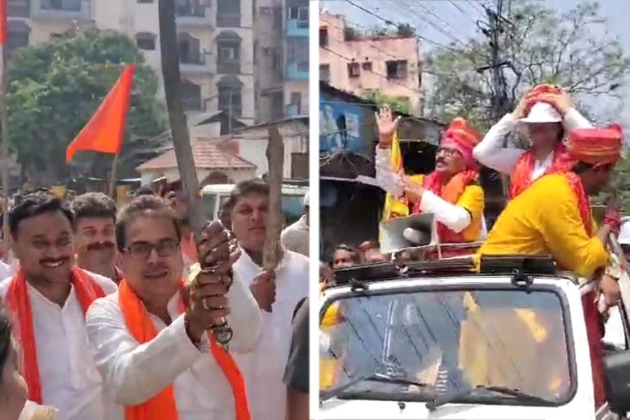 Swords in hand, BJP leaders join rally on Ram Navami in Howrah dgtld