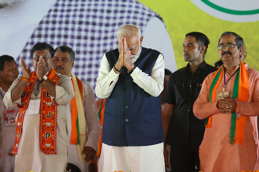 PM Narendra Modi capaining in his fasting for Navaratri