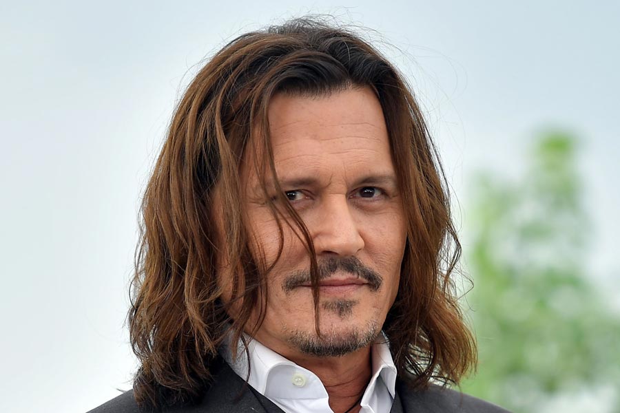 Hollywood actor Johnny Depp puts an end in acting and enjoying his upcoming directed film Modi dgtl