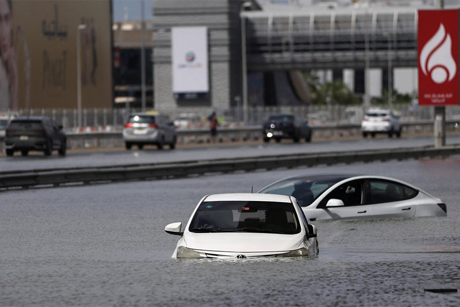 Condition of Dubai is severe after heavy rainfall