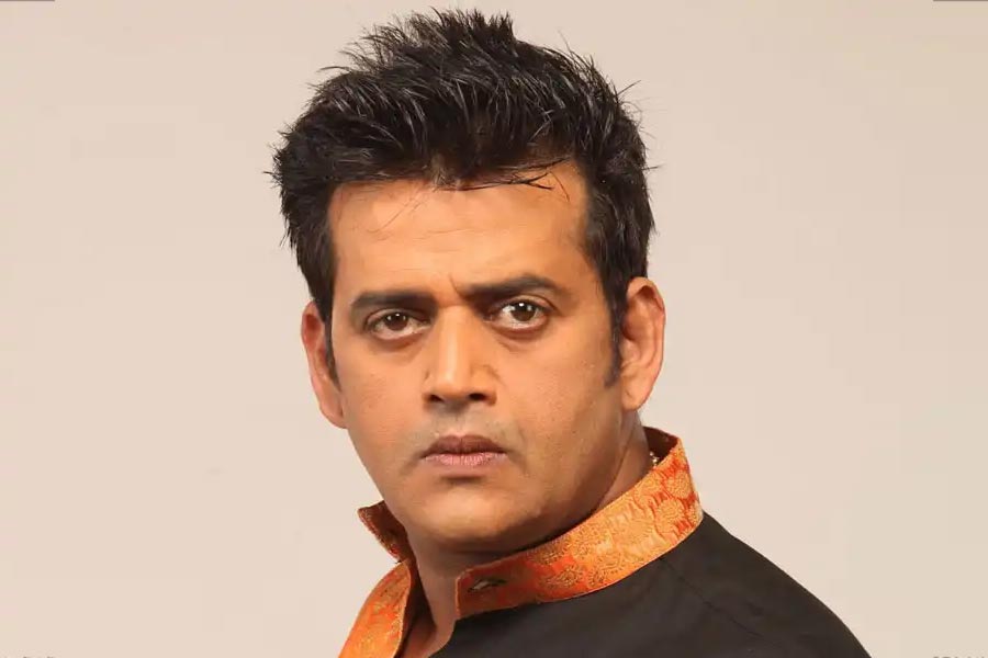 Ravi Kishan’s alleged second wife Aparna Thakur claims that actor is not acknowledging their daughter