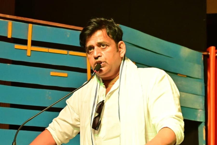 Ravi Kishan’s alleged second wife Aparna Thakur claims that actor is not acknowledging their daughter