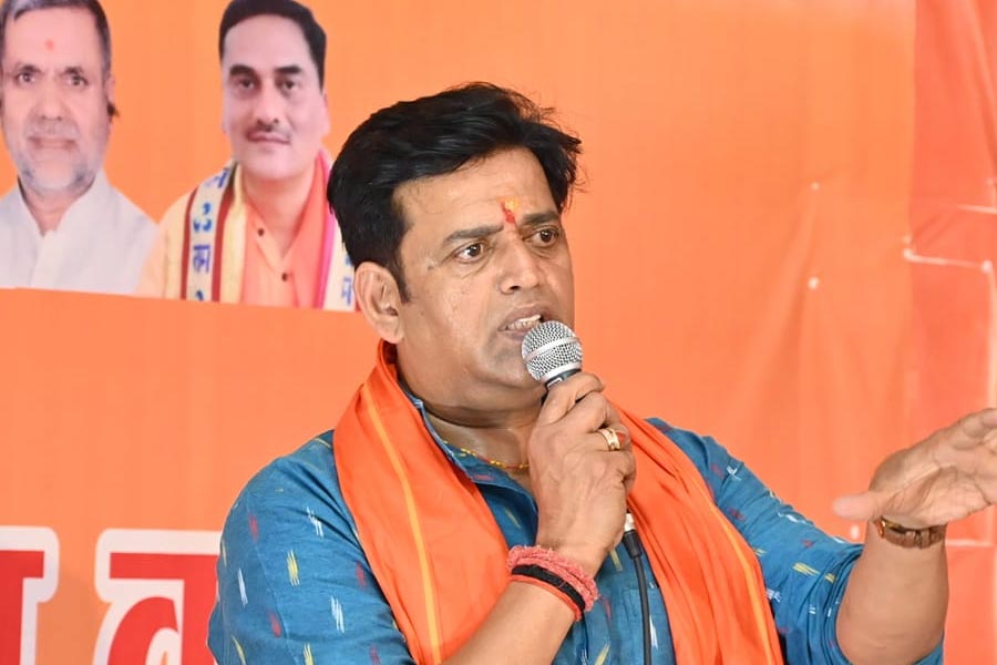 Ravi Kishan’s alleged second wife Aparna Thakur claims that actor is not acknowledging their daughter