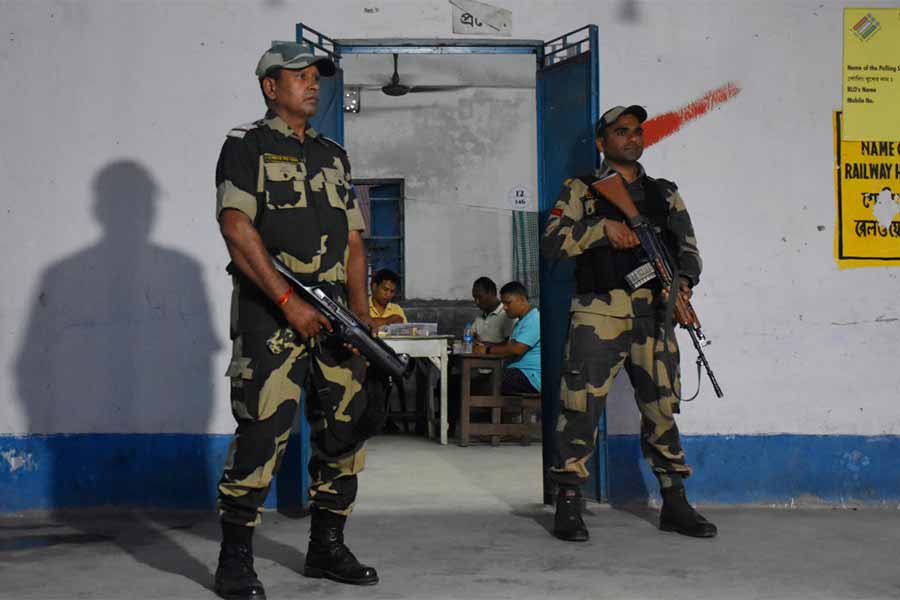 Lok Sabha Election 2024: Central Force had reached early in Sensitive booths of Jalpaiguri