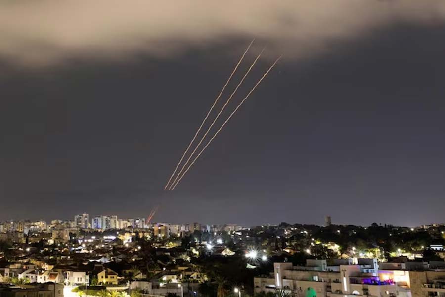 Iran claims to shoots down several Israeli drones dgtl