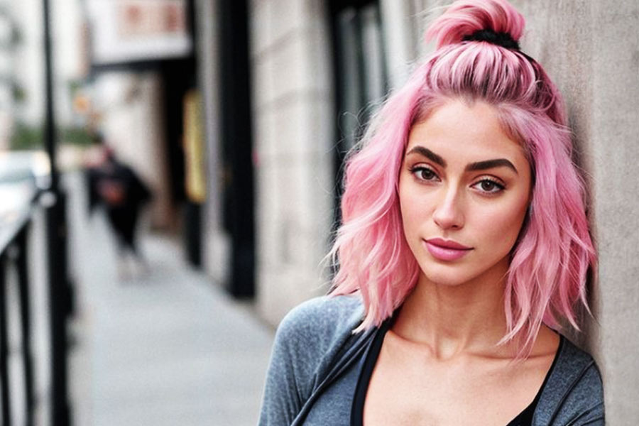 AI influencer of Spain earns 9 lakh per month