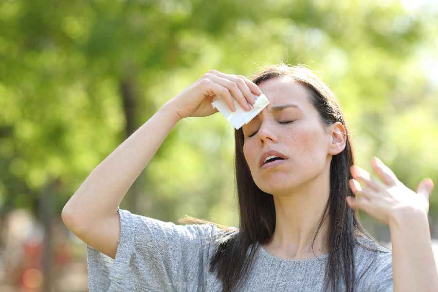 Tips to Manage Excessive Sweat in Summer