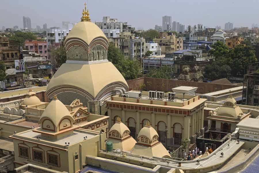 renovation of Kalighat temple can be completed within August