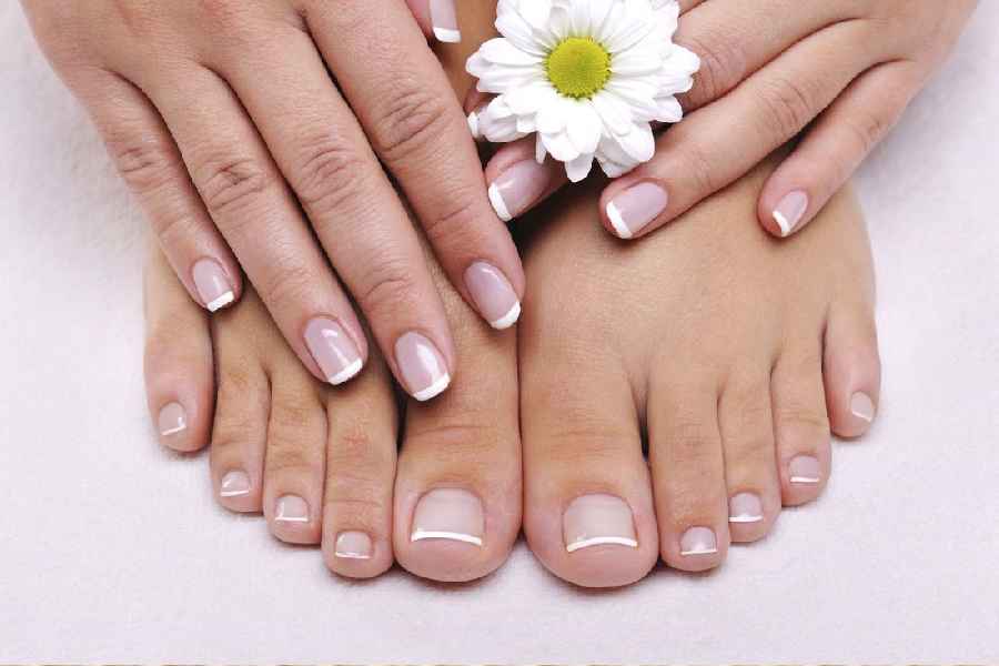 Essential Tips for Summer Nail Care