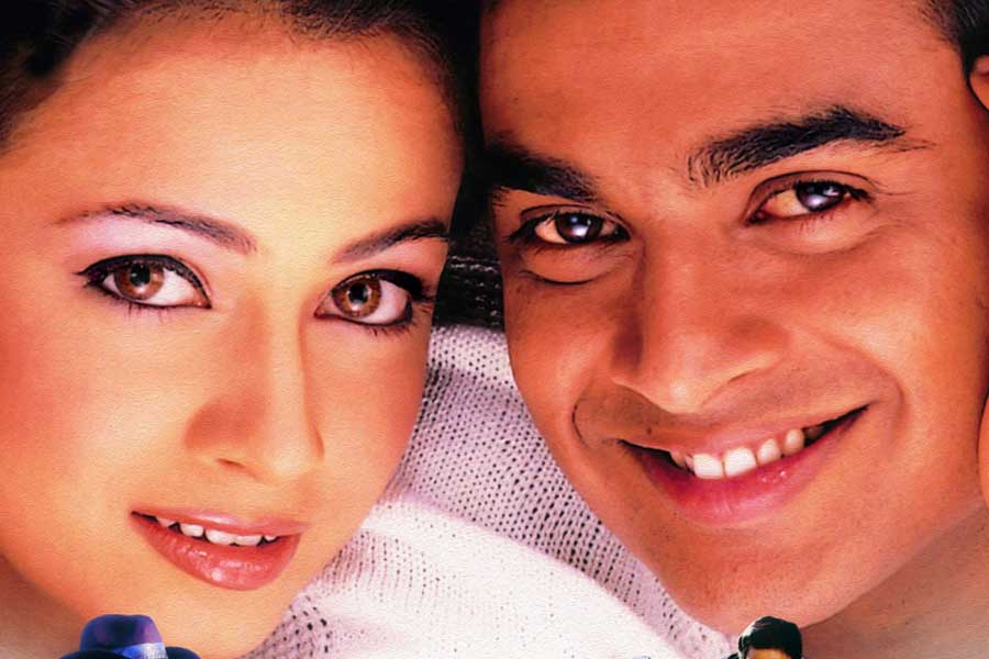 ২০০১ সালে প্রেক্ষাগৃহে মুক্তি পায় ‘রহেনা হ্যায় তেরে দিল মে’। এই ছবির হাত ধরে বলিপাড়ায় কেরিয়ার শুরু করেন দিয়া মির্জা এবং আর মাধবন। দিয়া এবং মাধবনের পাশাপাশি এই ছবিতে নজর কাড়ে সইফের অভিনয়। অথচ প্রেক্ষাগৃহে মুক্তির পর ছবিটি বক্স অফিসে ব্যর্থ হয়।