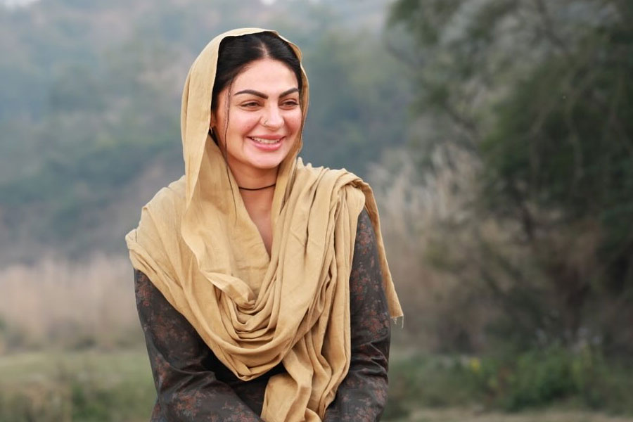 Neeru Bajwa