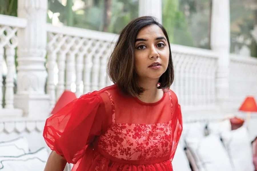 শুধু ওটিটির পর্দায় নয়, বড় পর্দায়ও অভিনয় করতে দেখা গিয়েছে প্রযক্তাকে। কর্ণ জোহরের প্রযোজনায় ‘যুগ যুগ জিয়ো’ ছবিতে দেখা গিয়েছে তাঁকে।