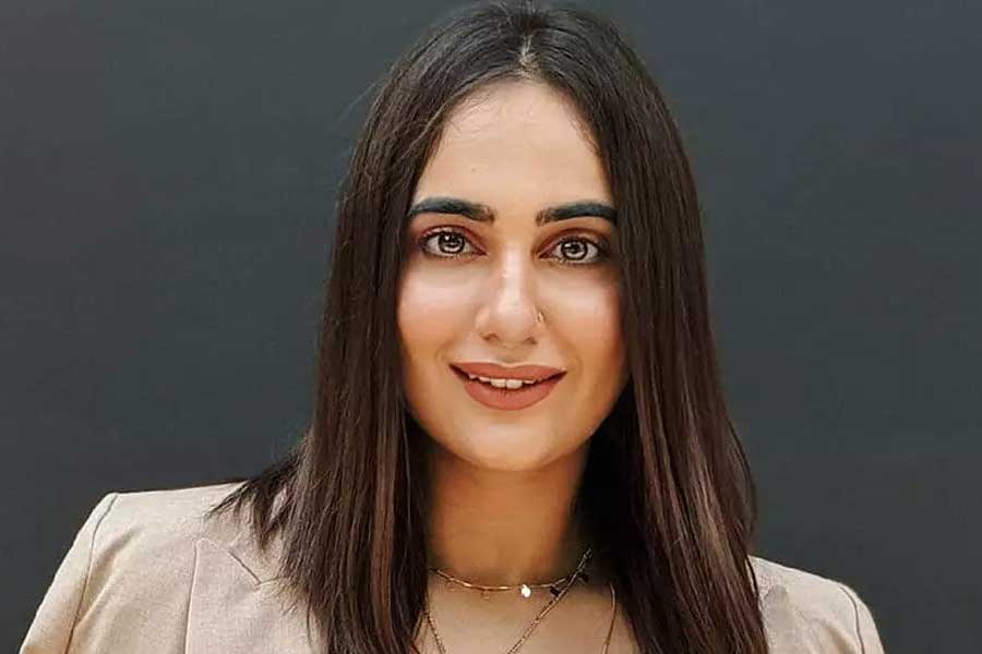 ওটিটির পাশাপাশি বড় পর্দায়ও অভিনয় করেছেন কুশা। ‘সেল্‌ফি’, ‘থ্যাঙ্ক ইউ ফর কামিং’, ‘সুখি’র মতো একাধিক হিন্দি ছবিতে গুরুত্বপূর্ণ ছবিতে অভিনয় করেন কুশা।