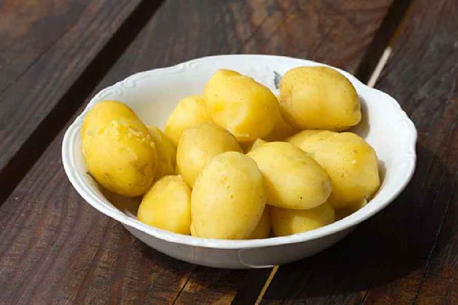 Why storing boiled potatoes in the refrigerator may not be the best idea