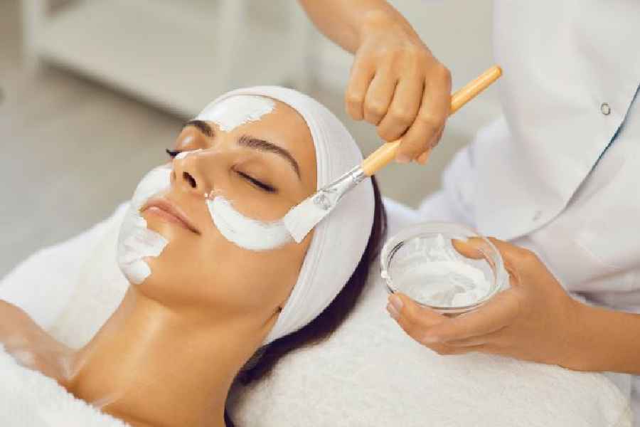 Side effects of applying bleach your face regularly