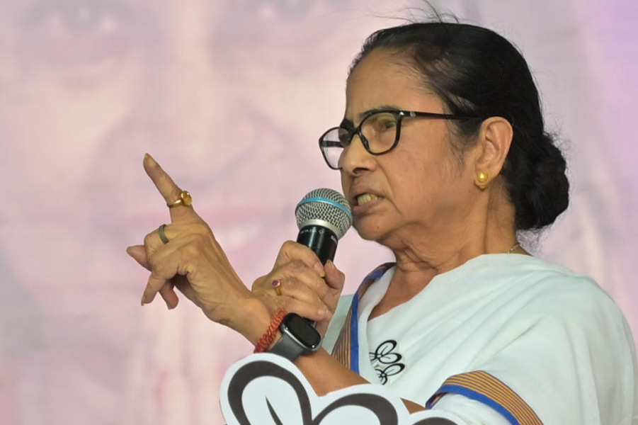 Mamata Banerjee is doubting Election Commission’s percentage of votes dgtl