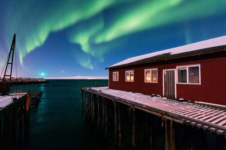 তা সত্ত্বেও জনবসতি কম এই অঞ্চলের। পরিষেবা দেওয়ার জন্য লোকের অভাব পড়ে মাঝেমধ্যেই। শহরের মেয়র জানিয়েছেন, ওই নতুন ঘড়ি ভাডসোয় বাড়তি পর্যটক এবং বাসিন্দাদের নিয়ে আসতে পারে। কী ভাবে তা-ও ব্যাখ্যা করেছেন মেয়র।