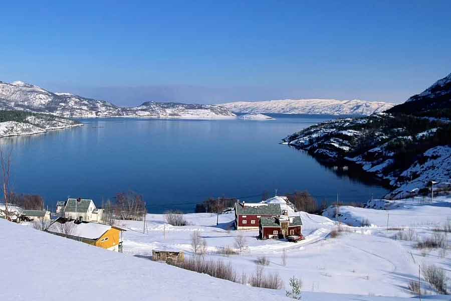 ১২টার বদলে দু’বার ১৩টা বাজবে ওই ঘড়িতে। ফলে ১২+১২=২৪ এর বদলে ১৩+১৩=২৬ ঘণ্টা পাওয়া যাবে। কিন্তু সত্যিই কি ঘড়ি বদলে ফেলে সময়ের চলন বদলানো সম্ভব? সময় তো চলে আন্তর্জাতিক হিসাবে। সেখানে হঠাৎ ঘড়ির নকশা বদলে ২টি অতিরিক্ত ঘণ্টা সময় পাওয়া যাবে কী ভাবে?