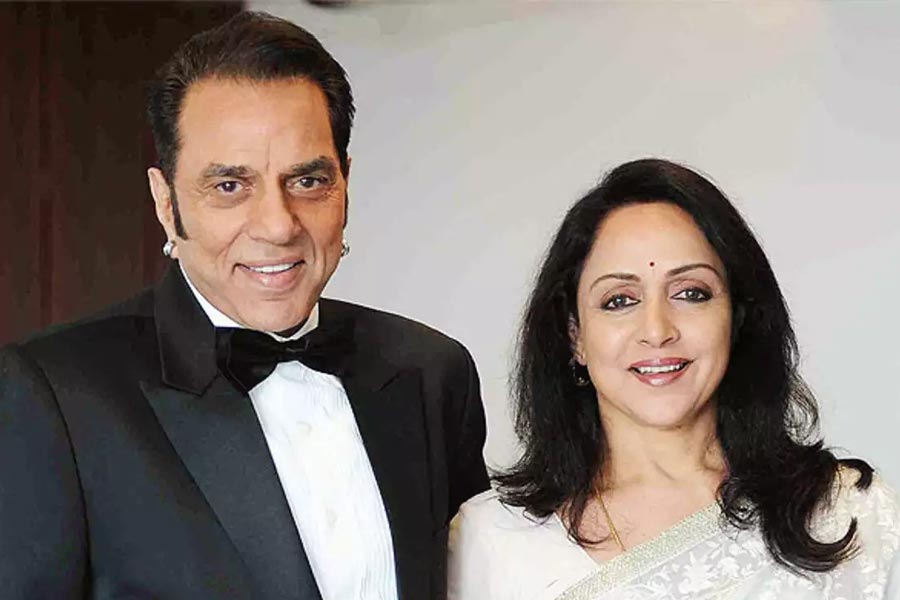 Hema Malini opens about Dharmendra told him not to get into election dgtl