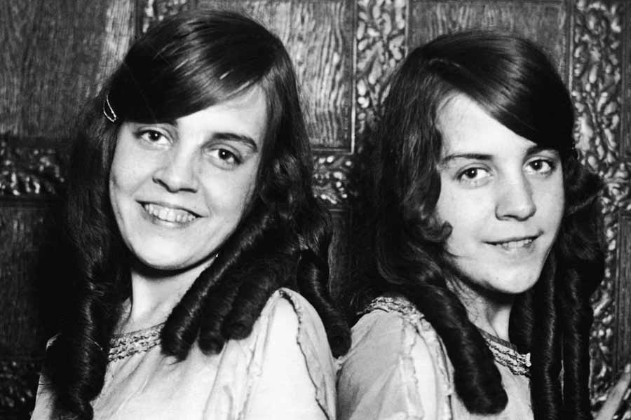 image of hilton sisters