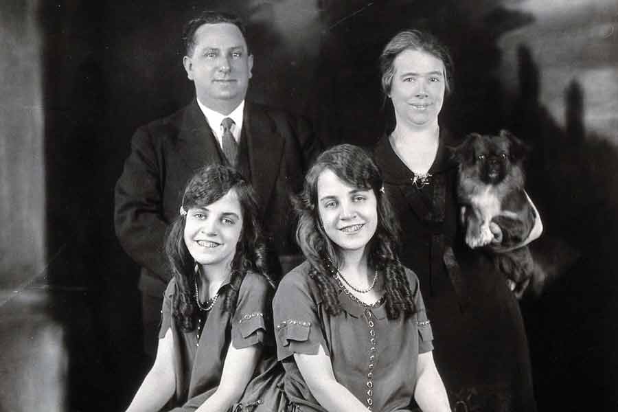 image of hilton sisters