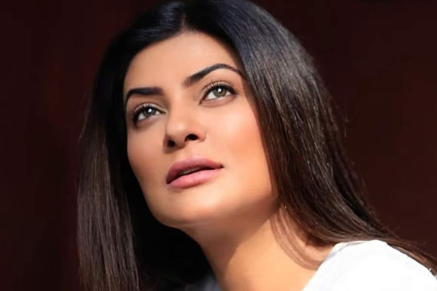 ২০০৮ সালে একটি রিয়্যালিটি শোয়ের সেটে ওয়াসিমের সঙ্গে দেখা হয় বলি অভিনেত্রী তথা ব্রহ্মাণ্ডসুন্দরী সুস্মিতা সেনের। সুস্মিতা এবং ওয়াসিম দু’জনেই ওই শোয়ের বিচারকের আসনে ছিলেন। সেই সময়েই দু’জনের বন্ধুত্ব হয়।