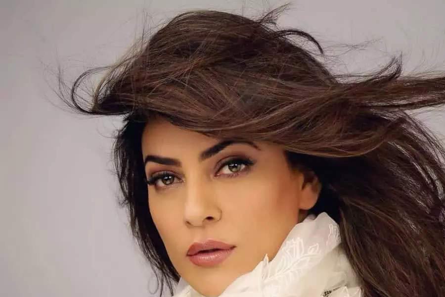 পরে অবশ্য সুস্মিতার প্রসঙ্গে ওয়াসিমকে প্রশ্ন করা হলে তিনি বলেছিলেন, ‘‘এই রটনাগুলো অস্বীকার করতে করতে আমি ক্লান্ত হয়ে পড়েছি। আমি চাই এই আলোচনায় বরাবরের মতো ইতি টানা হোক।’’