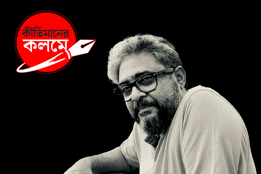 Bengali Directer Debesh Chattopadhyay writes on the upcoming Lok Sabha Election 2024