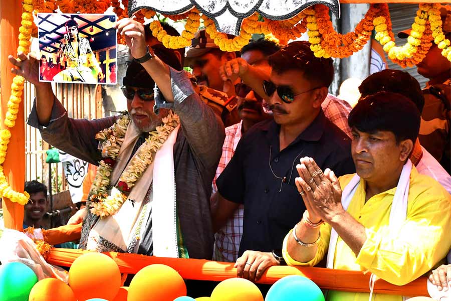 Lok Sabha Election 2024: Mithun Chakraborty at nabagram for election campaign of BJP