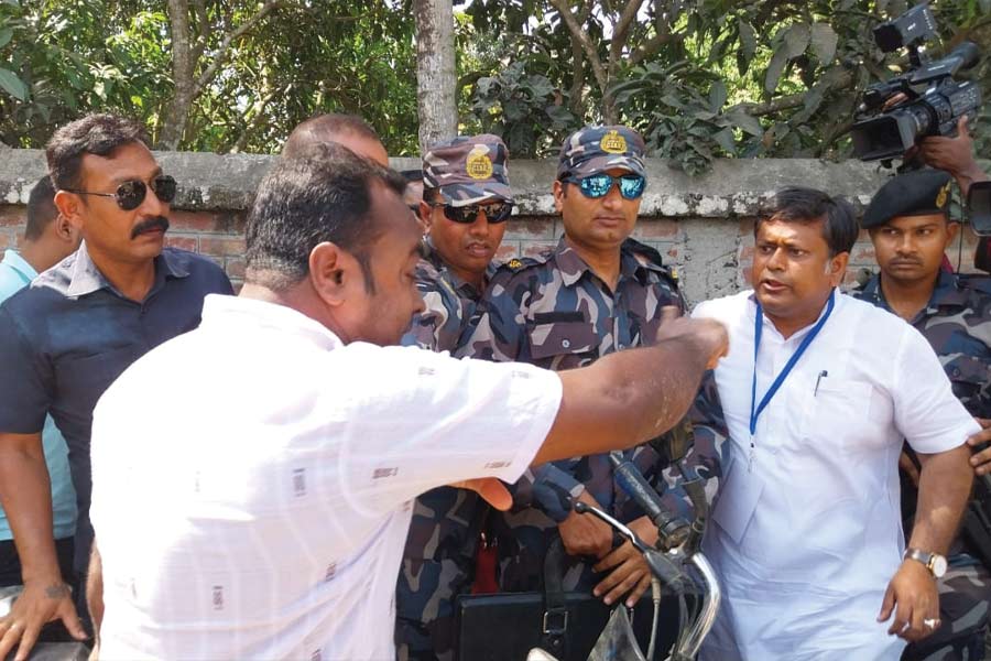 Sukanta Majumdar Faced protest of TMC workers in Balurghat dgtld