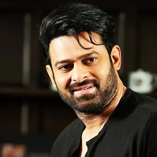 বলিপাড়ায় কানাঘুষো শোনা যায়, ‘কল্কি ২৮৯৮ এডি’ ছবিতে মুখ্যচরিত্রে অভিনয় করে ১৫০ কোটি টাকা আয় করেছেন প্রভাস। 