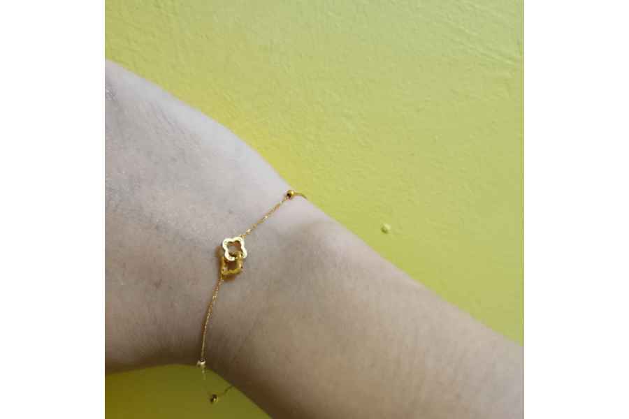 Five kinds of gold ornaments you may buy as the gold price dropped in last two-three days