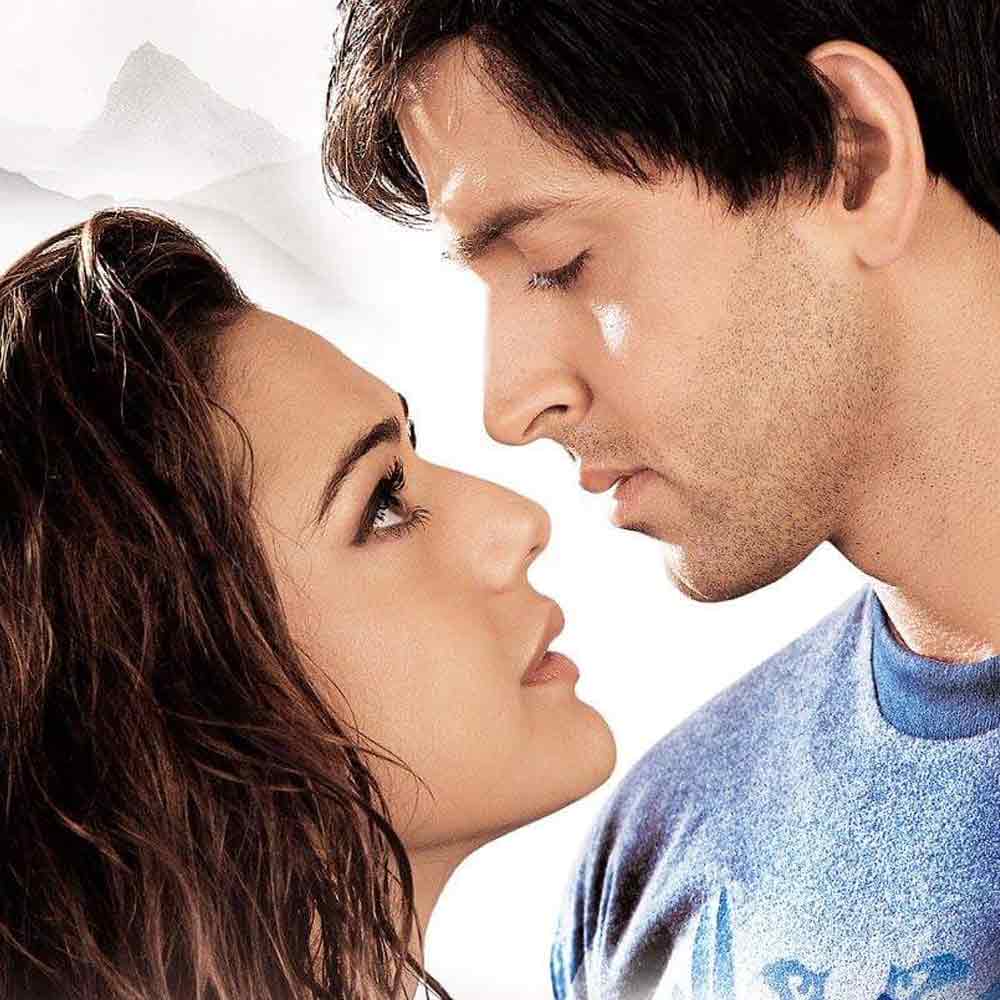 ২০০৪ সালে ফারহান আখতারের পরিচালনায় প্রেক্ষাগৃহে মুক্তি পায় ‘লক্ষ্য’। এই ছবিতে মুখ্য চরিত্রে অভিনয় করতে দেখা যায় অমিতাভ বচ্চন, হৃতিক রোশন এবং প্রীতি জ়িন্টাকে।