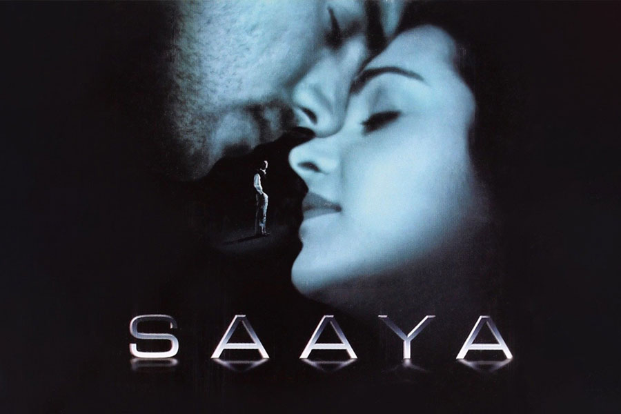 ২০০৩ সালে অনুরাগ বসু পরিচালিত ‘সায়া’ ছবিতে অভিনয় করতে দেখা যায় জন আব্রাহম, তারা শর্মা এবং মহিমা চৌধুরীকে। কানাঘুষো শোনা যায়, এই ছবিতে অভিনয়ের জন্য ক্যাটরিনা কইফকে প্রস্তাব দেওয়া হয়েছিল। কিন্তু জনের বিপরীতে অভিনয় করতে হবে শুনে তিনি আর সেই প্রস্তাবে রাজি হননি।